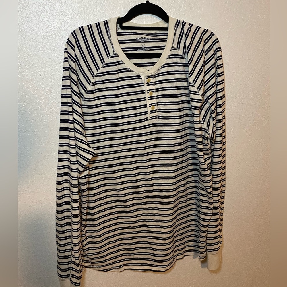 Stripped  XXL Men's Standard Fit Long Sleeve T-Shirt - Goodfellow & Co™